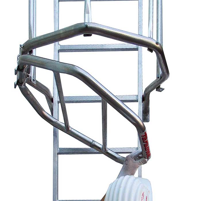 Escalera vertical de seguridad con jaula y descansillo SVS1 - Imagen 4