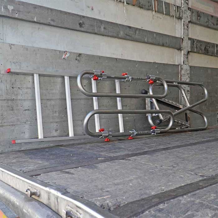 Escalera plegable para camión SCR 2 Escalera plegable para camión SCR - Imagen 2